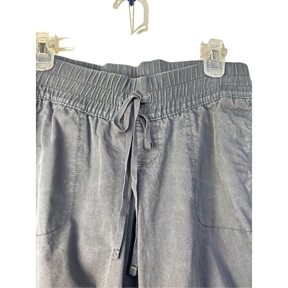 Old navy maternity  low wait slip on tie closure cargo type pants tie closure at - Picture 4 of 10